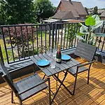 Ecocube 2 - Sonnenbalkon, Badewanne, Waschmaschine בית הארחה